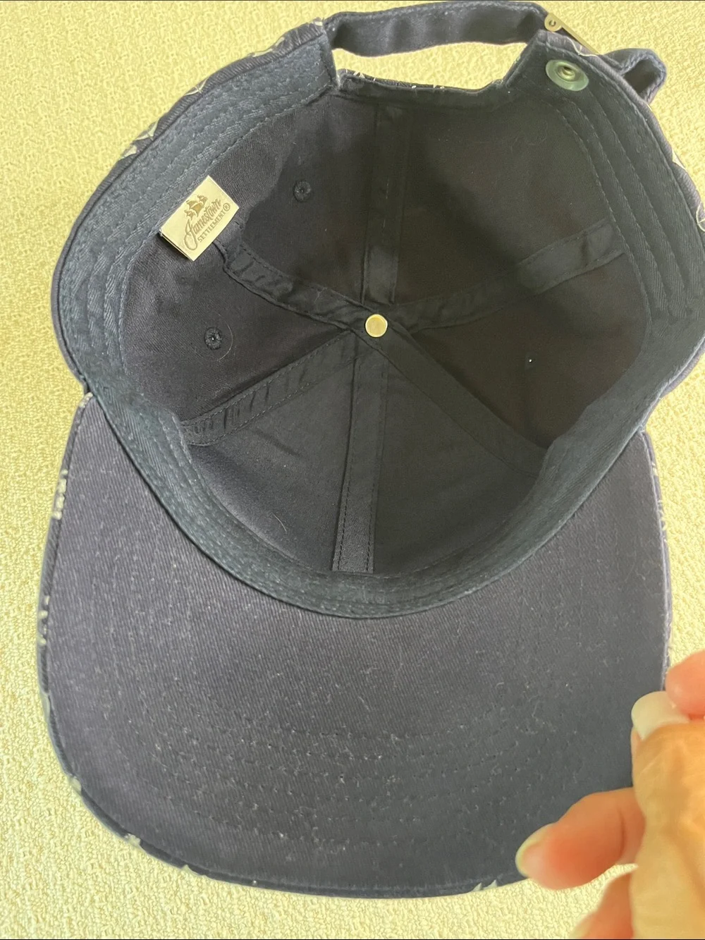 Jamestown Settlement Baseball Hat - Navy & white 3 ship & anchor motif, women sz